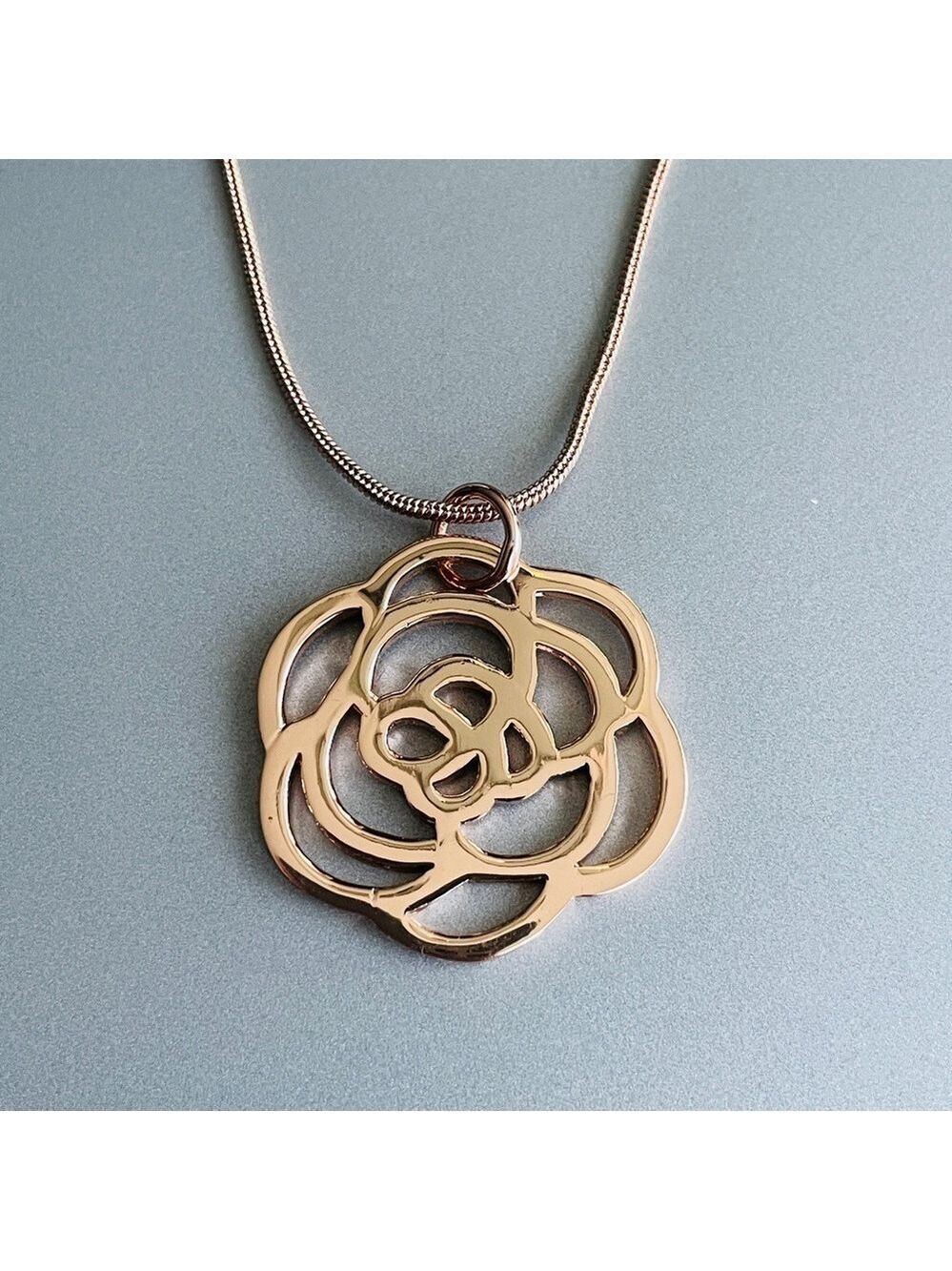 Thomas Sabo Glam And Soul Rose Flower Sterling Silver Rose Gold Pendant …